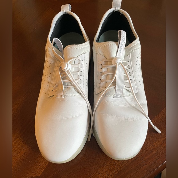 Clove Shoes Cloves Nursing Shoes Like New Worn Only A Few Times